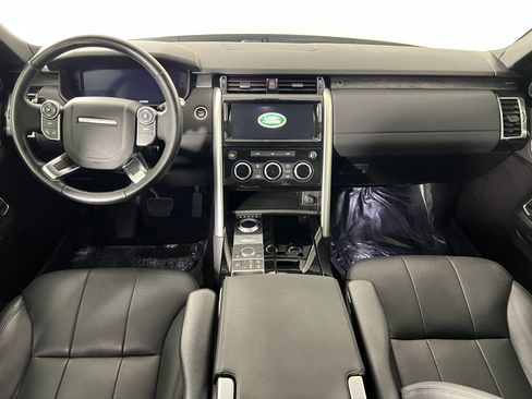 Used 2018 Land Rover Discovery HSE image 20