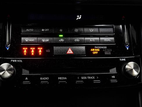 Used 2022 Lexus IS 350 F Sport w/ Navigation Package RWD image 21