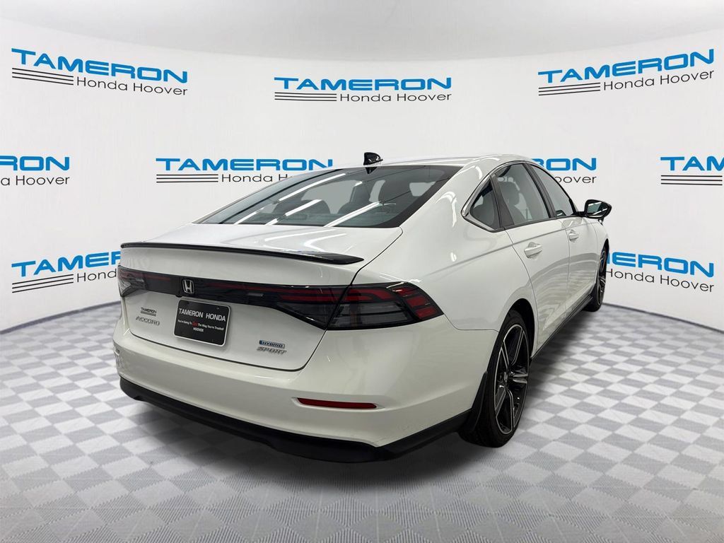 Used 2023 Honda Accord Sport image 5