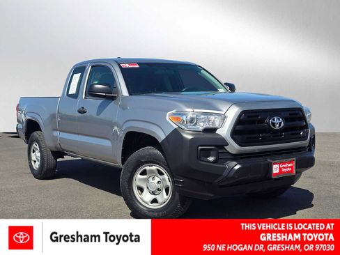 Used 2017 Toyota Tacoma SR RWD image 1