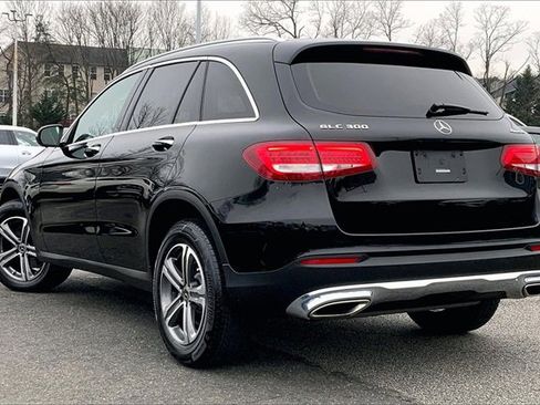 Used 2018 Mercedes-Benz GLC 300 4MATIC image 10