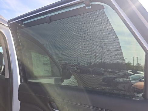 New 2025 Nissan Pathfinder Platinum w/ Lighting Package (N92) image 35