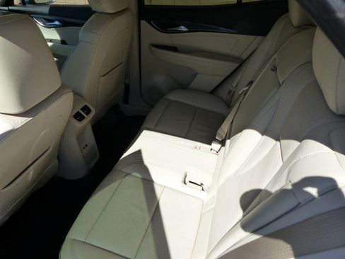 Used 2021 Buick Envision Essence image 20