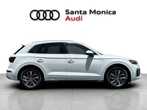Used 2023 Audi Q5 2.0T Premium Plus w/ Premium Plus Package AWD/4WD image 8