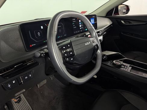 Used 2025 Kia EV6 Light w/ Light LR Technology Package RWD image 22