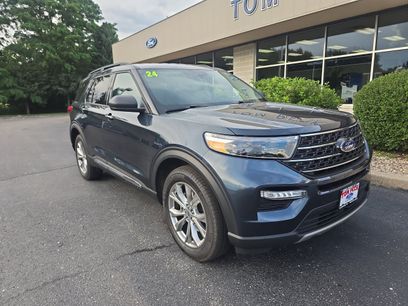 Used 2024 Ford Explorer XLT w/ Equipment Group 202A