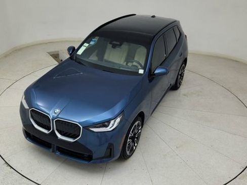 Used 2025 BMW X3 xDrive30i w/ Premium Package image 77