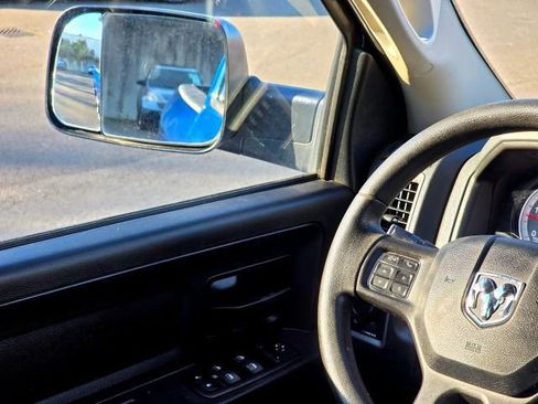 Used 2014 RAM 2500 Tradesman w/ Chrome Appearance Group image 14