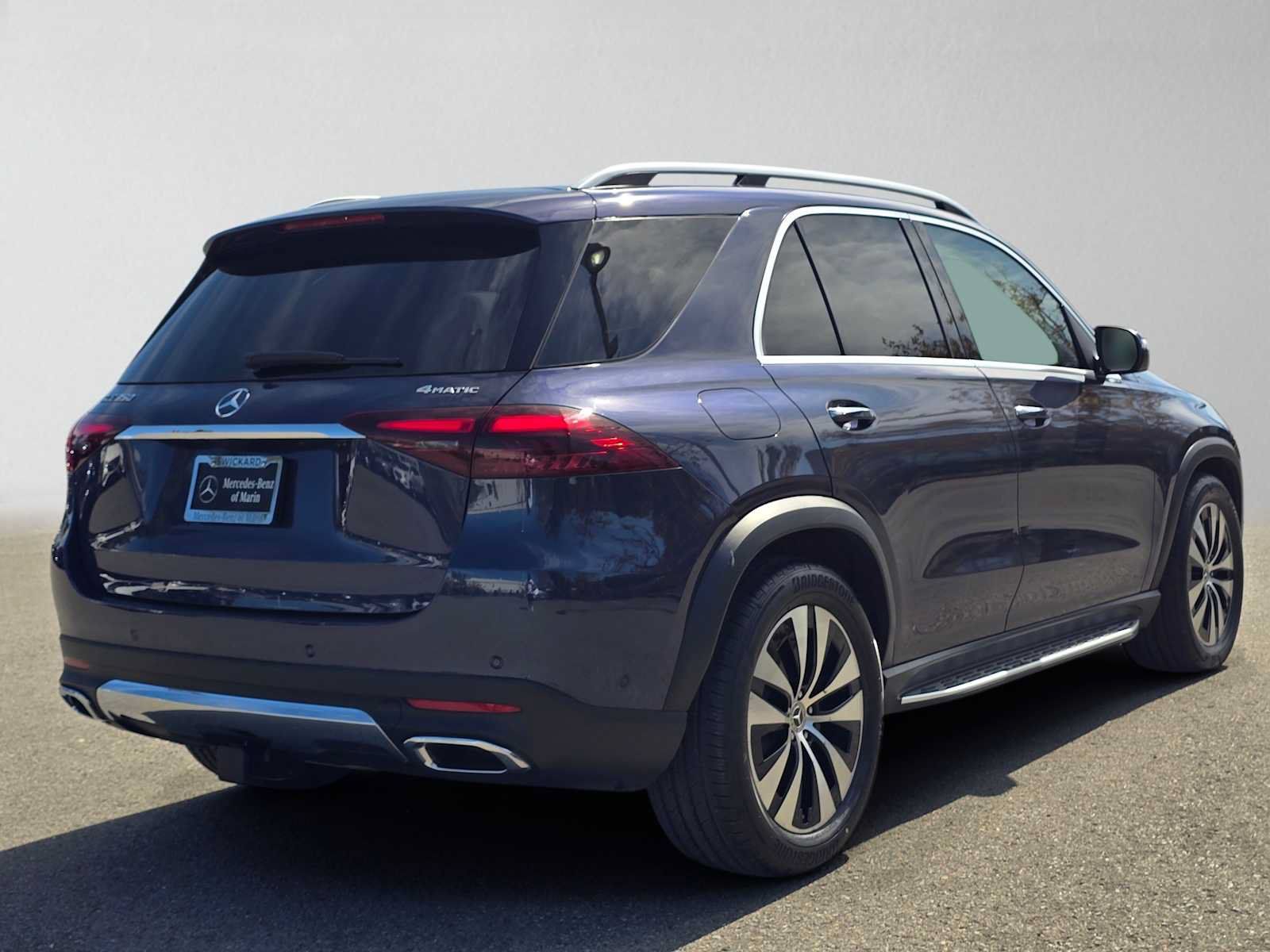 Used 2025 Mercedes-Benz GLE 350 4MATIC image 3