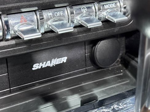 Used 2017 Ford Mustang GT Premium image 38