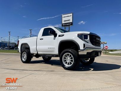 New 2025 GMC Sierra 1500 Pro w/ Pro Value Package