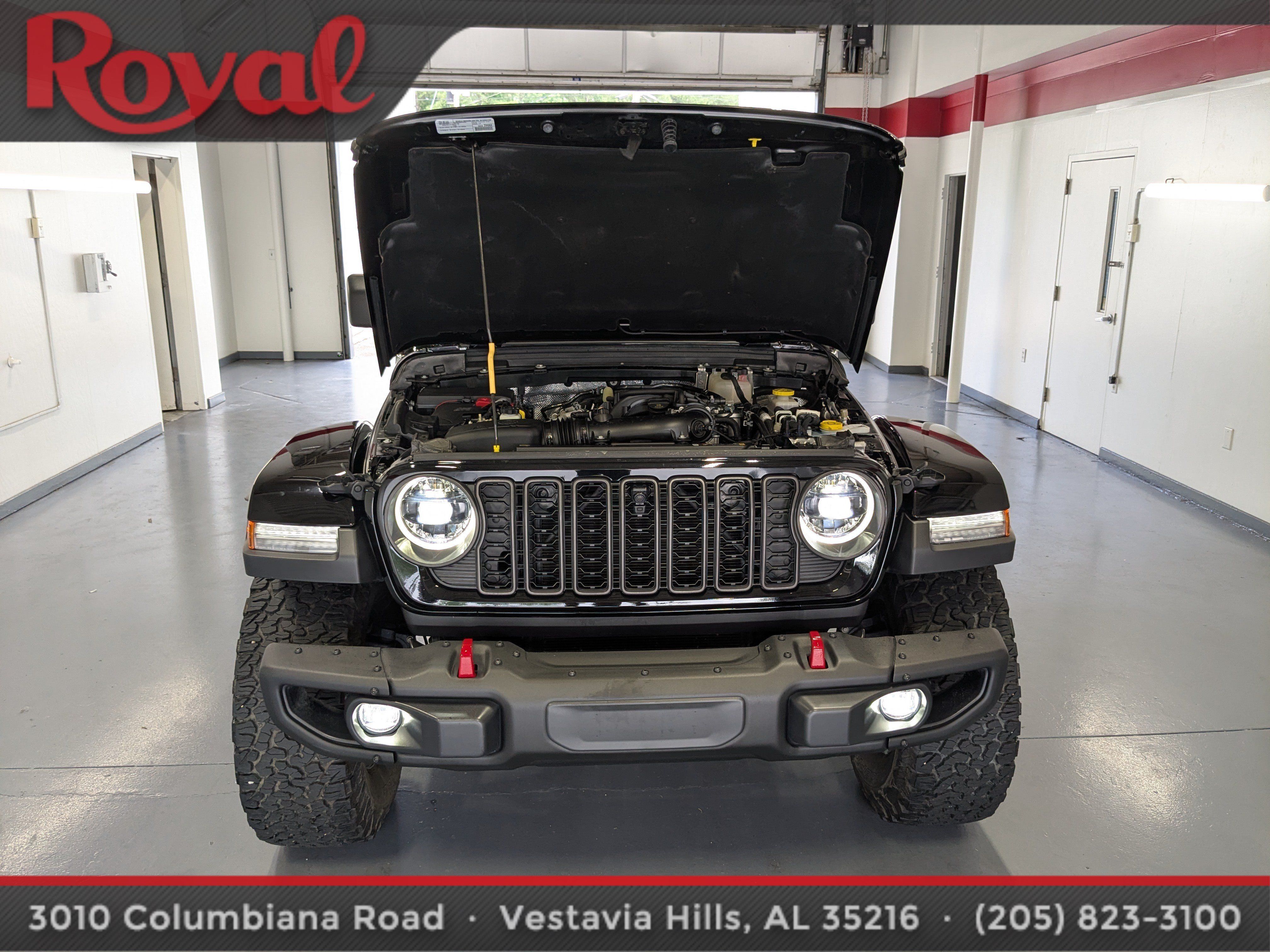 Used 2024 Jeep Wrangler Unlimited Rubicon AWD/4WD image 26