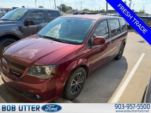 Used 2019 Dodge Grand Caravan GT FWD image 1