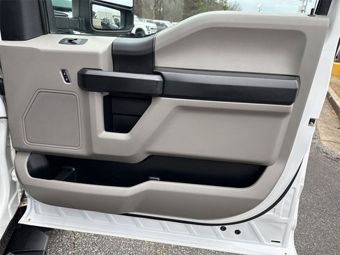 Used 2021 Ford F450 XL w/ Power Equipment Group image 17