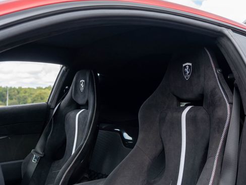 Certified 2023 Ferrari 812 Competizione image 32