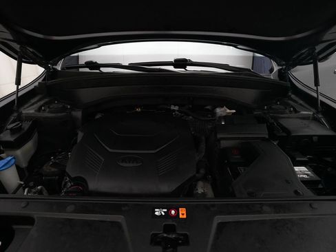 Used 2020 Kia Telluride S AWD/4WD image 3