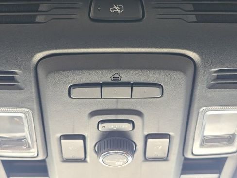 Used 2024 Cadillac Escalade ESV Premium Luxury w/ Performance Package image 43