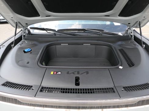 New 2026 Kia EV9 Wind image 27