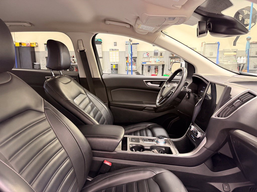 Used 2024 Ford Edge SEL AWD/4WD image 29