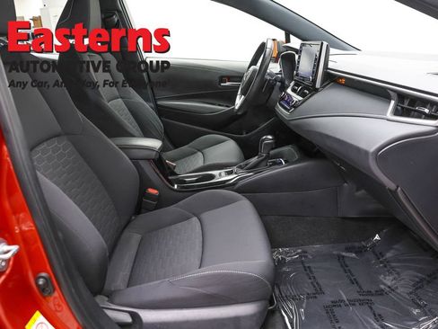 Used 2019 Toyota Corolla SE w/ SE Option Package FWD image 23
