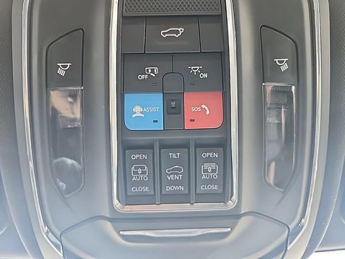 Used 2024 Jeep Grand Cherokee Limited 4xe AWD/4WD image 39