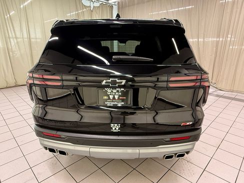 Certified 2024 Chevrolet Traverse Z71 w/ Enhanced Driving Package image 6