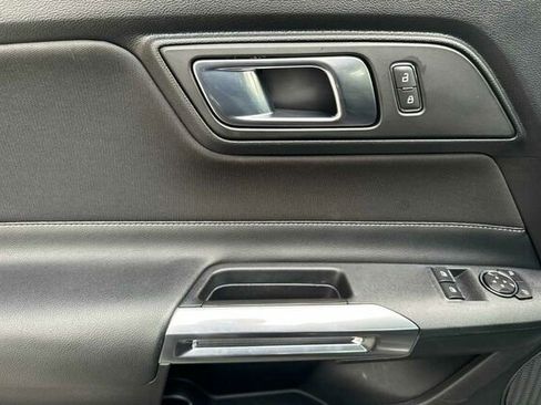 Certified 2022 Ford Mustang Coupe w/ Equipment Group 101A image 8