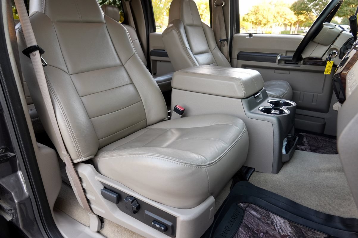 Used 2008 Ford F250 Lariat AWD/4WD image 8