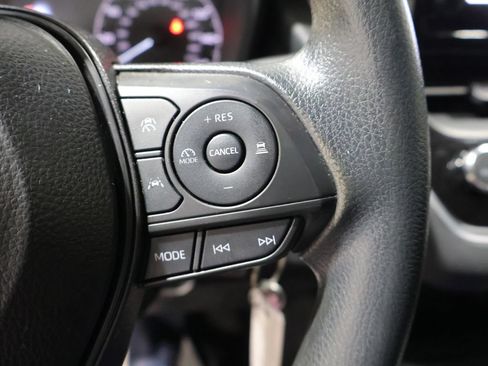 Used 2024 Toyota Corolla LE FWD image 32