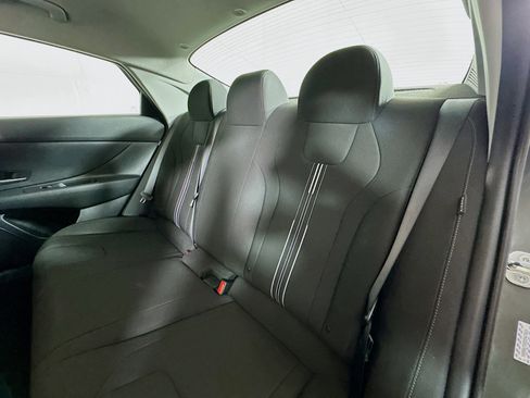 Certified 2024 Hyundai Elantra SEL image 23