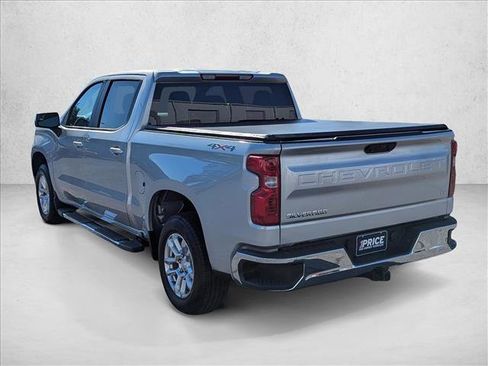 Used 2022 Chevrolet Silverado 1500 LT AWD/4WD image 7