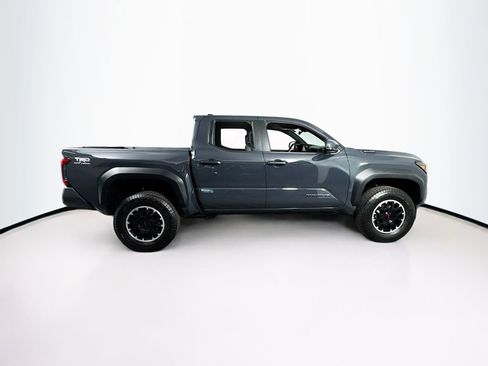 Certified 2026 Toyota Tacoma TRD Off-Road AWD/4WD image 20