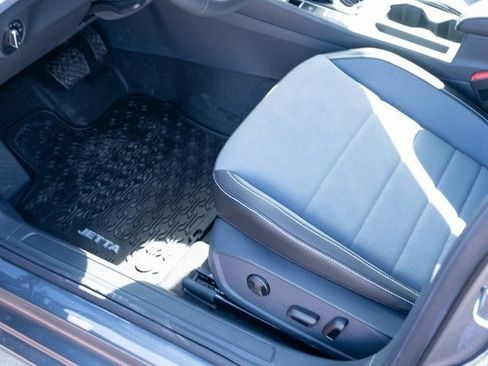 New 2026 Volkswagen Jetta SE image 27