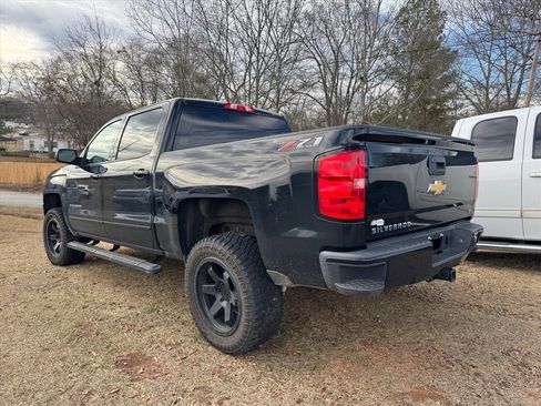 Used 2018 Chevrolet Silverado 1500 LT w/ All Star Edition image 10
