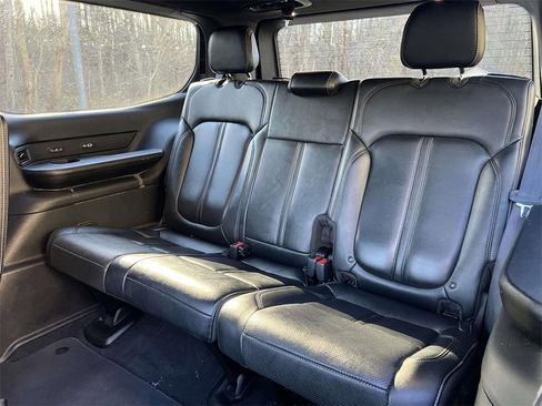 Used 2022 Jeep Wagoneer Series II image 28