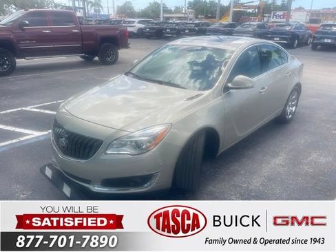 Used 2014 Buick Regal Premium FWD image 1