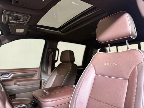 Used 2024 GMC Sierra 2500 Denali w/ Denali Reserve Package AWD/4WD image 20