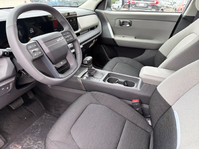 New 2027 Kia Seltos S FWD image 18