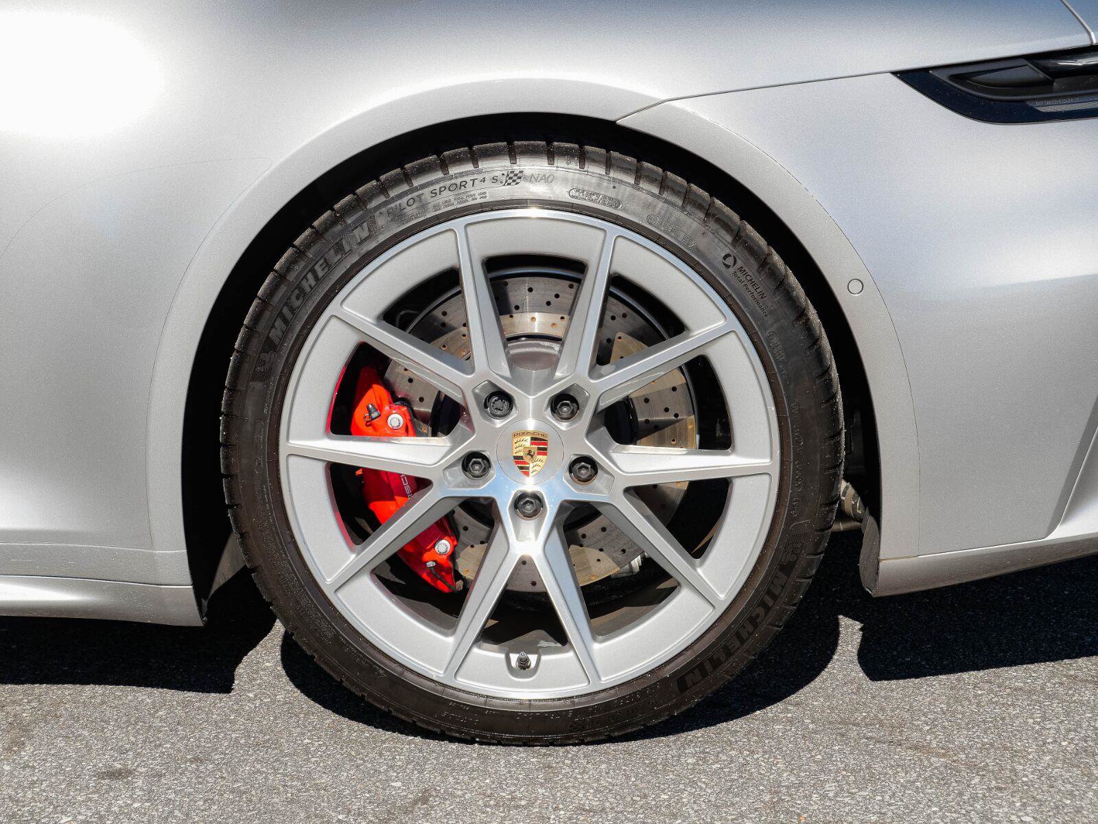 Certified 2026 Porsche 911 Carrera S RWD image 31