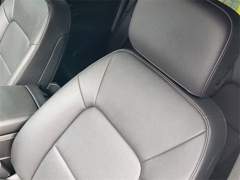 Used 2024 Chevrolet Colorado LT w/ LT Convenience Package III image 24