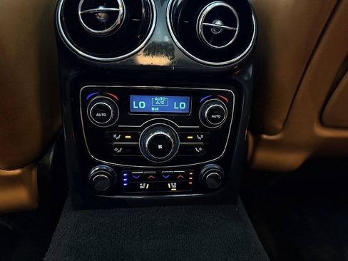 Used 2013 Jaguar XJ AWD image 18