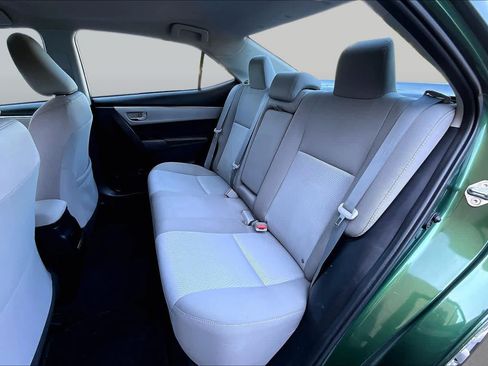 Used 2016 Toyota Corolla LE FWD image 21