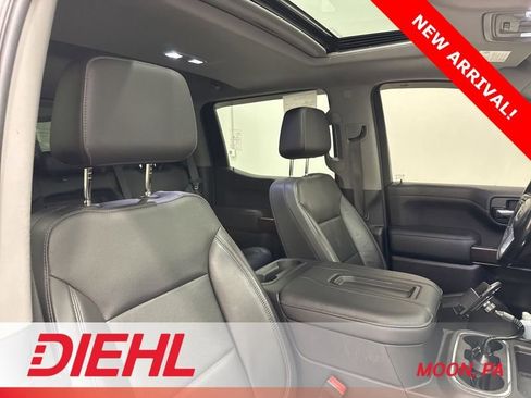 Used 2019 GMC Sierra 1500 SLT w/ SLT Premium Package image 10