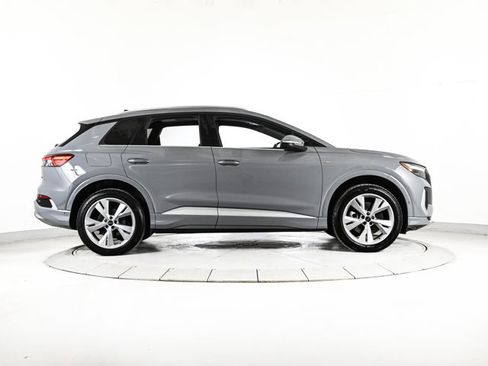 Certified 2023 Audi Q4 e-tron Premium Plus image 4