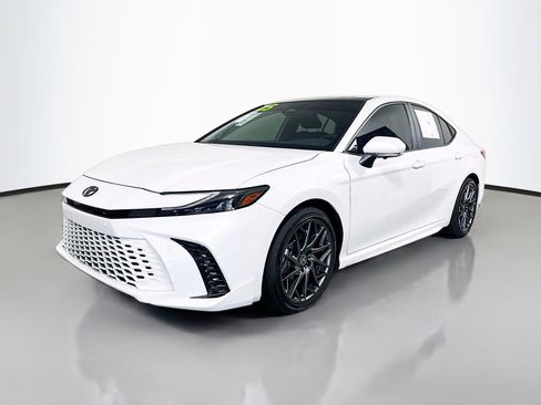 Used 2025 Toyota Camry XSE w/ Premium Plus Package FWD image 10