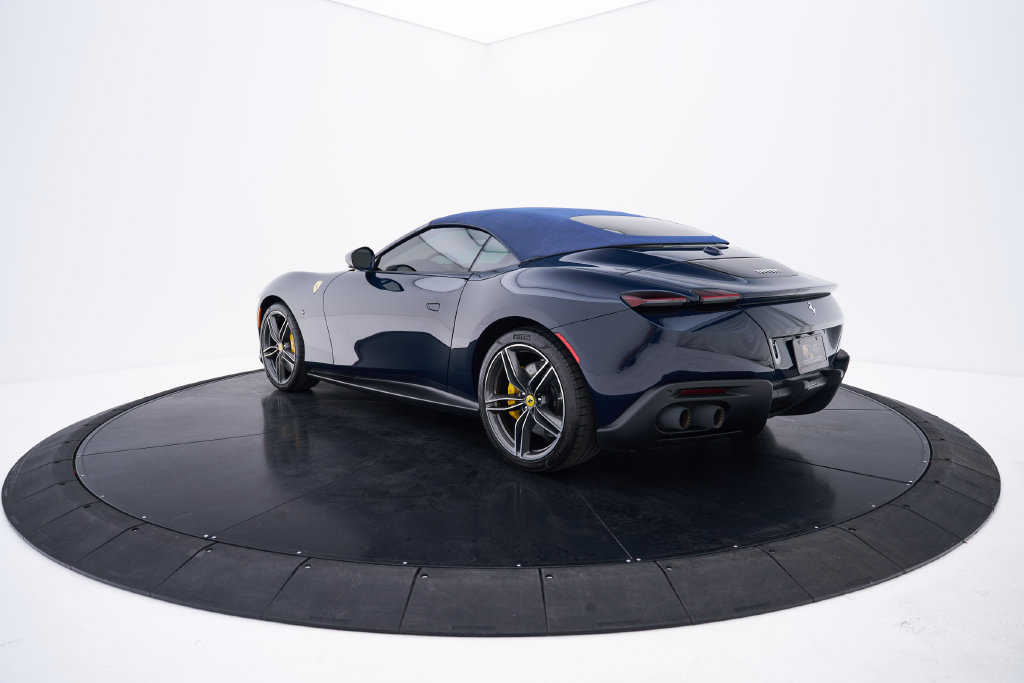 Used 2025 Ferrari Roma Spider RWD image 16
