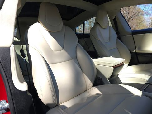 Used 2018 Tesla Model S 100D image 21