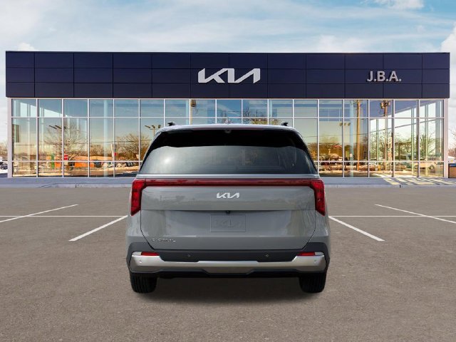New 2027 Kia Carnival SX FWD image 5