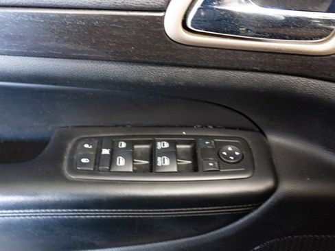 Used 2014 Jeep Grand Cherokee Laredo image 11