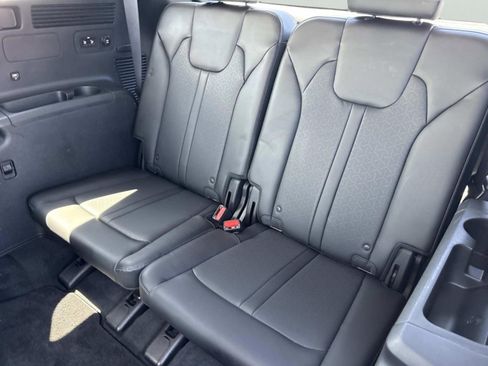 Used 2023 Kia Sorento SX FWD image 16
